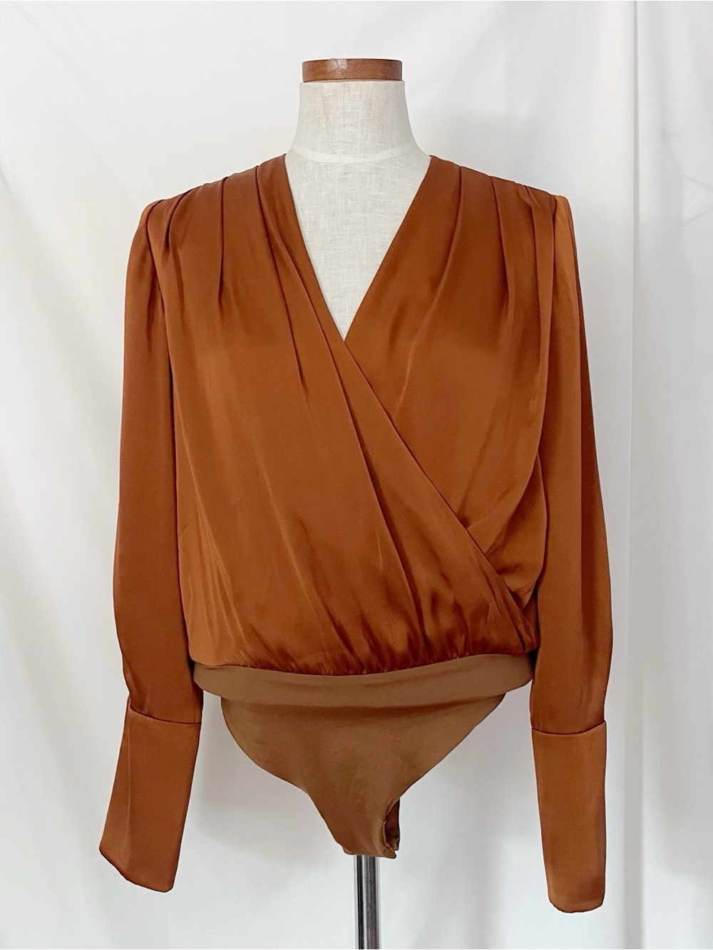 Romancecore Favorite Daughter Brown Wrap Date Blouse bodysuit size XS EUC
